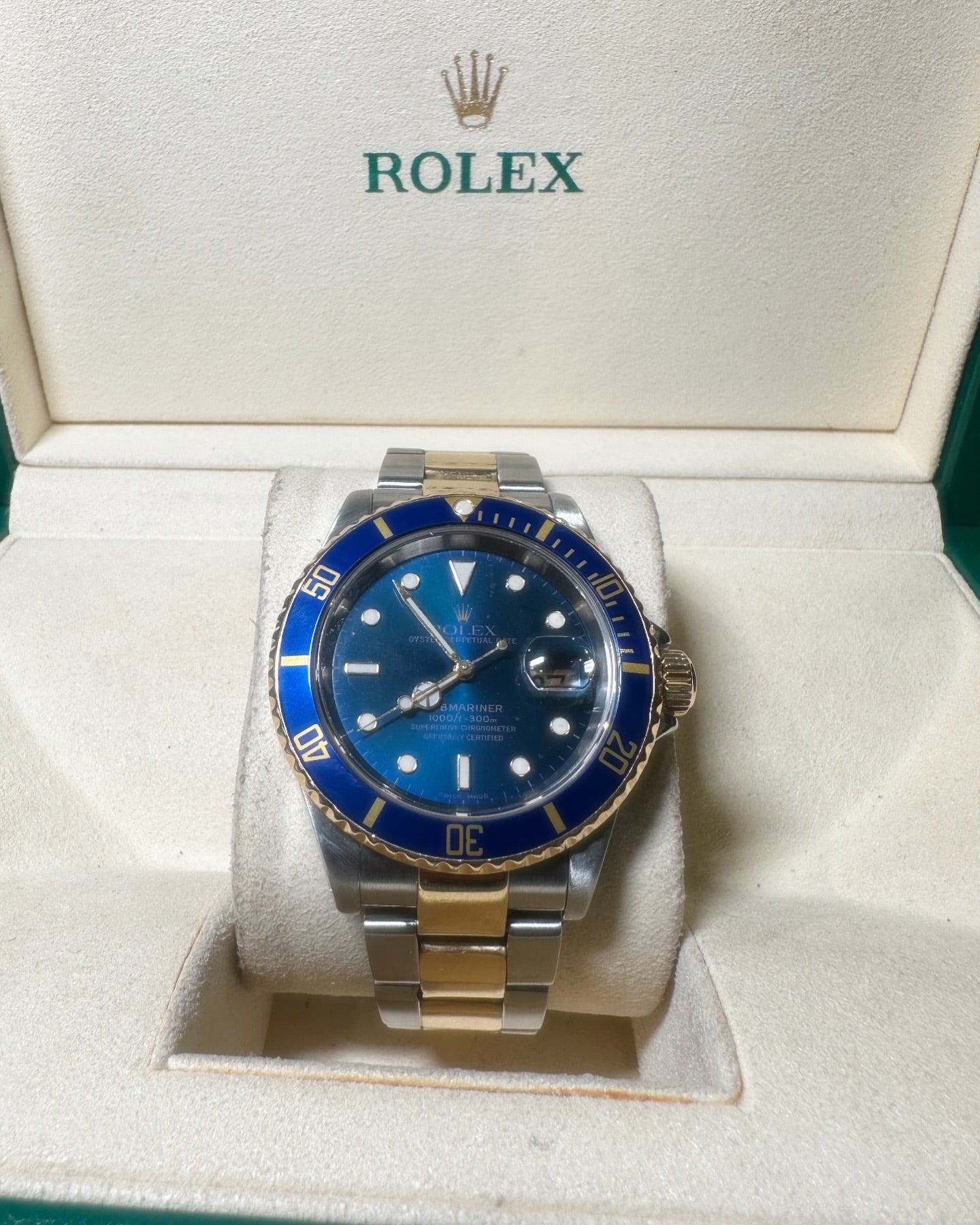 Rolex Submariner Blue $10,995 Reg $12,500 Ref 16613 año 2003 Original Box No papers