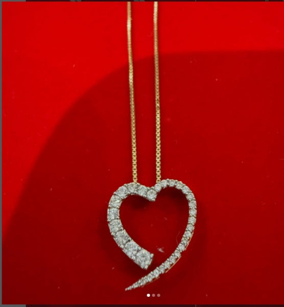 Cadena con Corazón en diamantes 3.5g 14kt