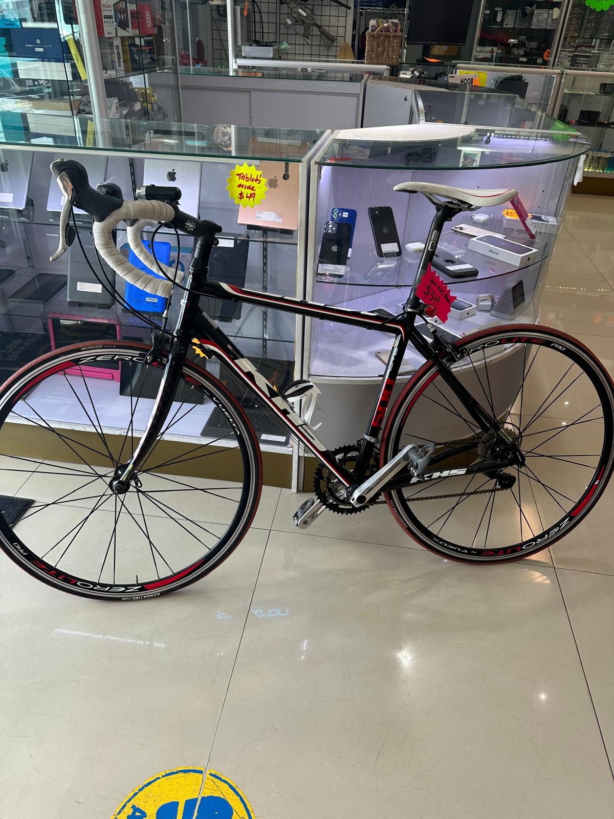 Bici khs 500 elite. aluminio $349 preowned. precio regular $700