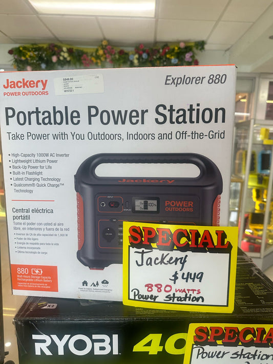 Jackery Power Station 880W