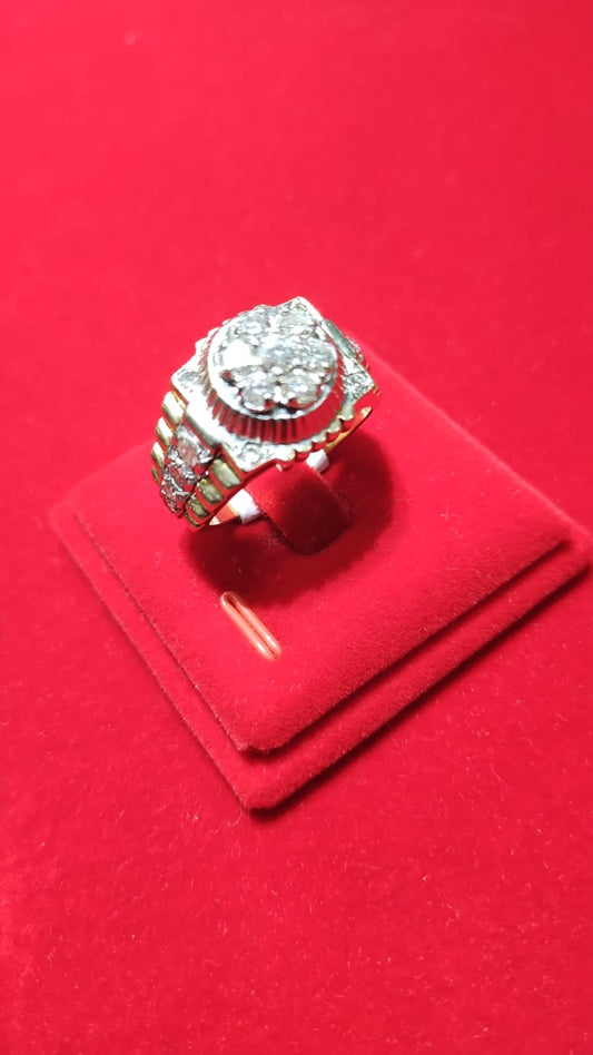 Anillo de Lujo con Diamantes Naturales