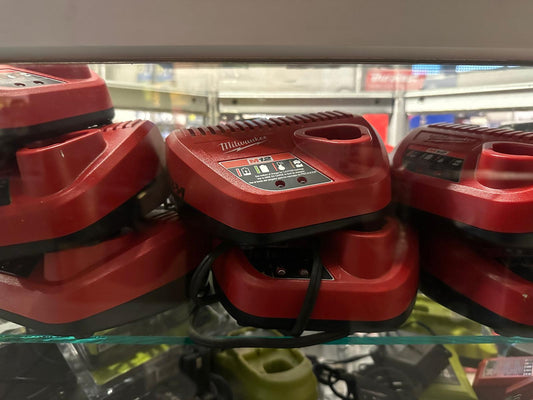 Cargadores Milwaukee &amp; Ryobi