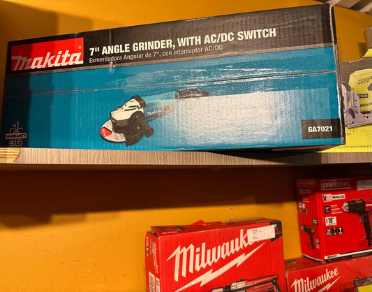 Makita Esmeriladora Angular 7" GA7021