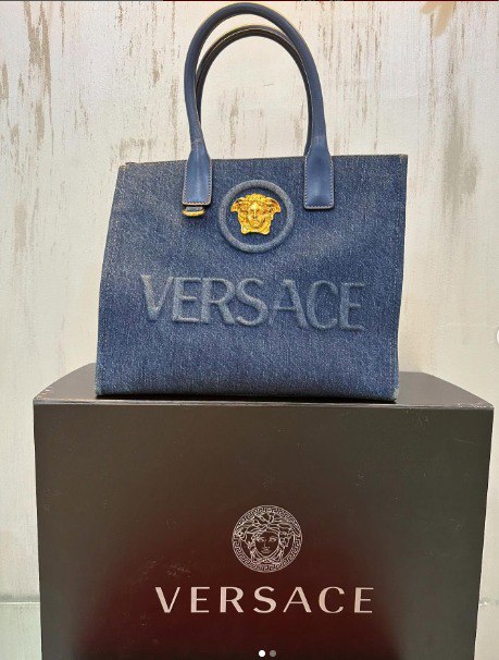 💎Versace jeans handbag $599